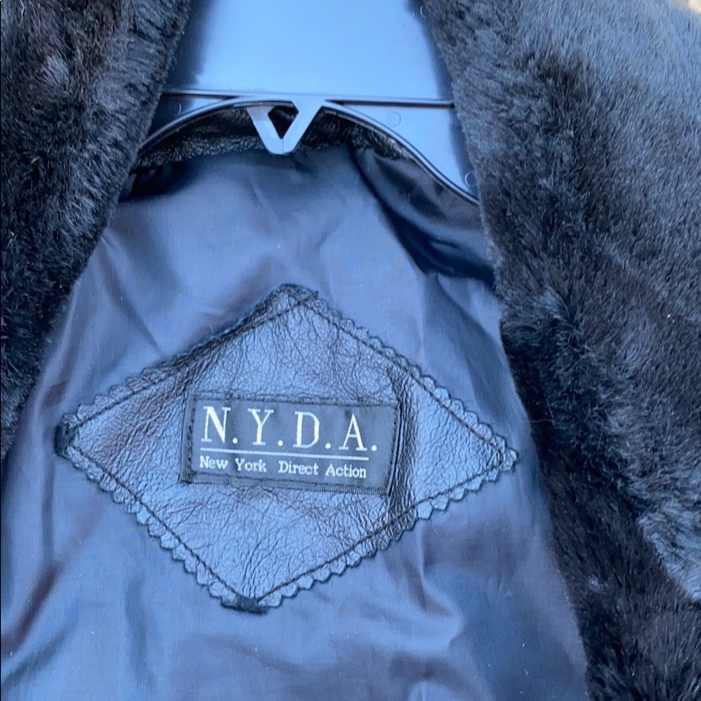 Ladies' N.Y.D.A. Leather Coat - Picture 5 of 6